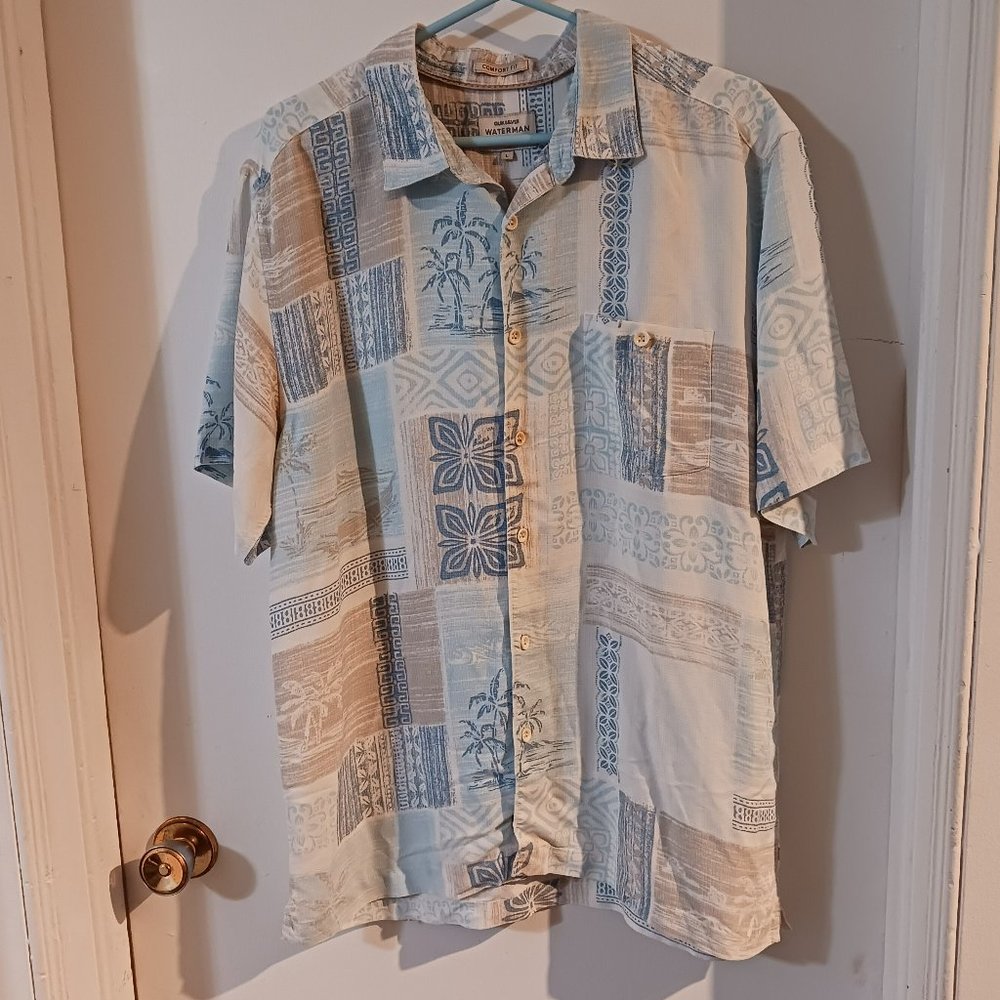 Quiksilver Men's Button Down Shirt Large